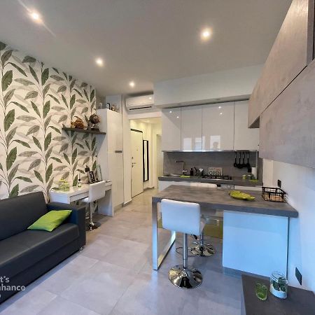 R39 Modern Apartment With Private Parking Milánó Kültér fotó